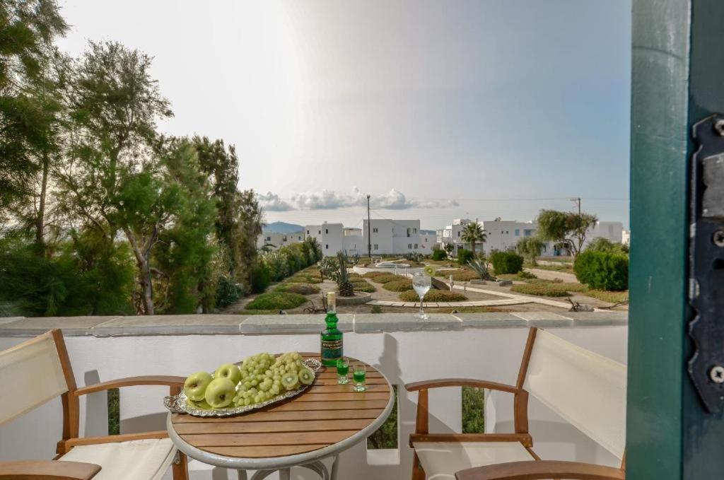 Dolphin Studios Agia Anna  Exterior photo